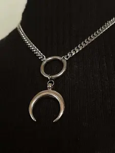 Gothic Style Pendant Necklace, Unique Design Jewelry Accessory, Perfect Gift for Gothic Fashion Lovers, Stylish and Trendy Look