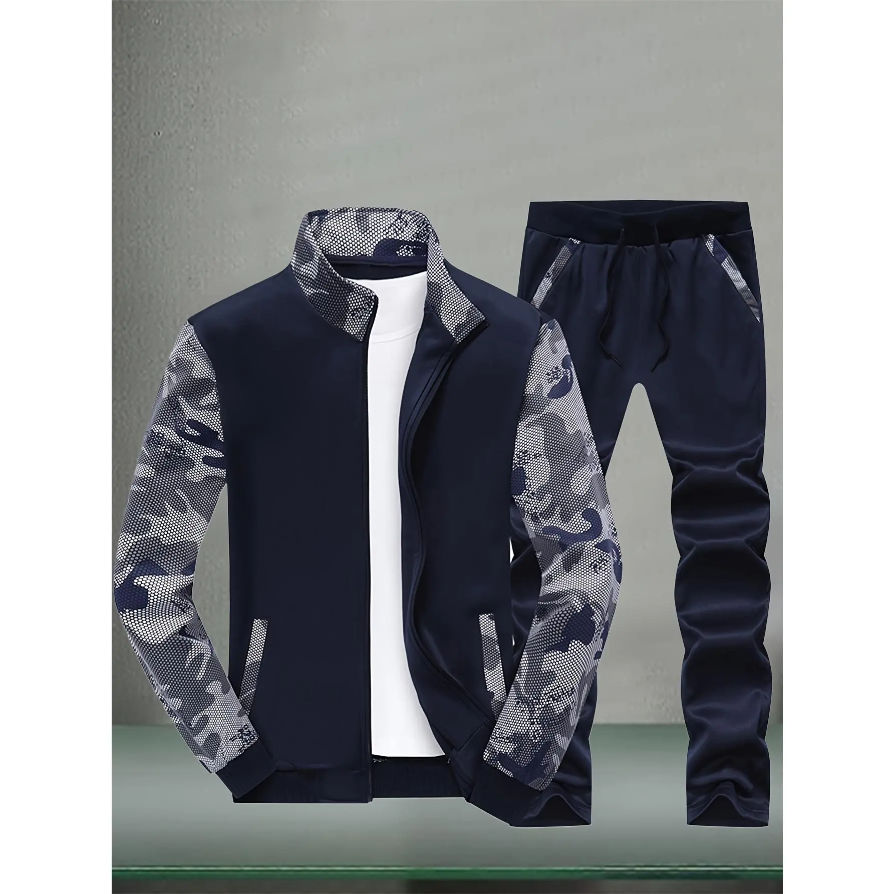 Men's 2-Piece Collared Neck Camo Tracksuit Set - Casual Polyester Athletic Wear with Long Sleeve Zip-Up Jacket & Pants for Fall-Winter, Menswear Clothing Set