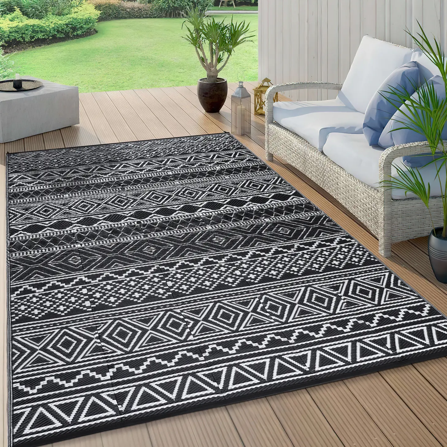 Outdoor Rug Waterproof Patio Rug Reversible Plastic Straw Camping Rugs for RV Porch Deck Camper Balcony Backyard Stain Resistant Outdoor Geometric Rugs