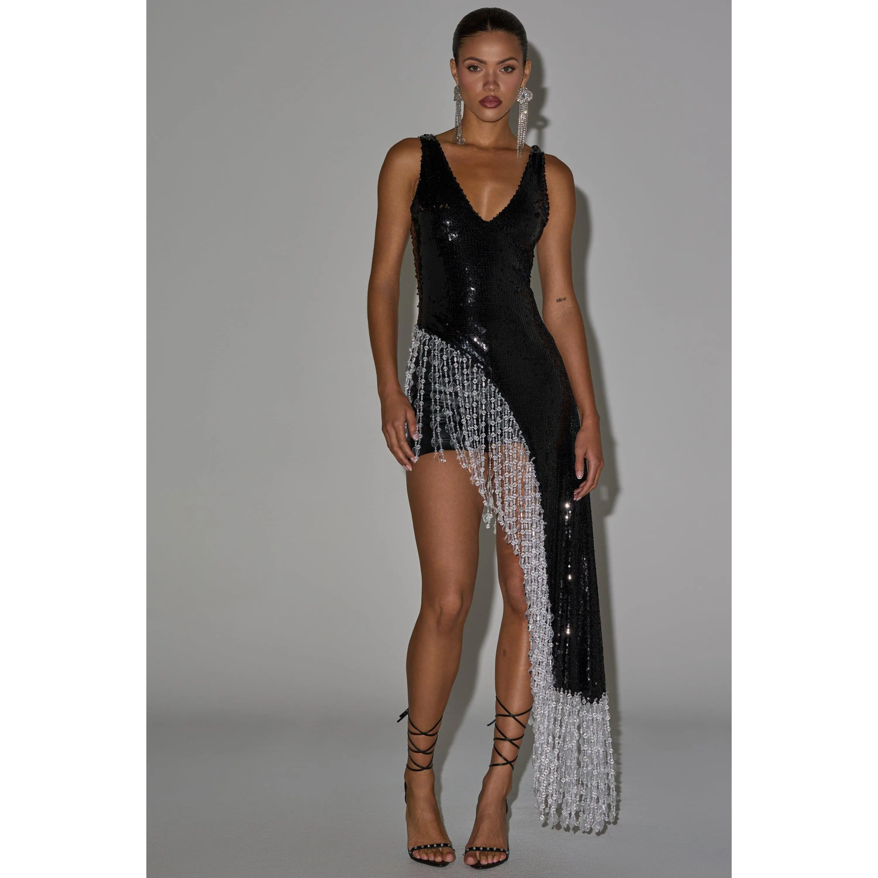 NEW MONEY SEQUIN BLOUSE