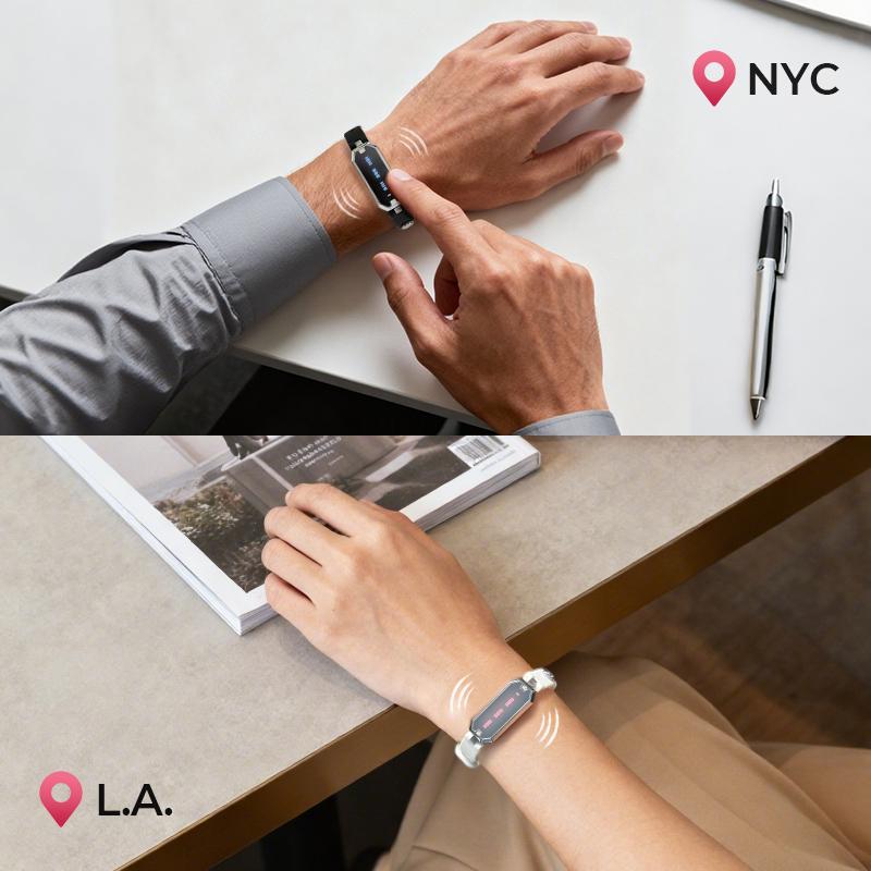 totwoo Morse Love Long Distance Touch Bracelets with Silicone Remote Vibration & Flash Sync Love Connect Gift for Couples Sun&Moon Women Jewelry