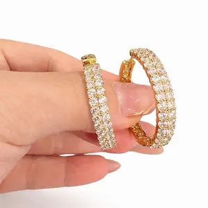 D86. Bellas argollas elegantes para mujer / gold plated/ 40 mm