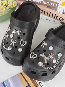 14pcs DIY Shoe Decoration Charms Set, Interchangeable Charms, Shoe Chain Charm, Shiny Star Heart Decorative Buckles, Summer Beach Metal Look Non-Fading Y2K Fashion Unisex Shoe Accessories