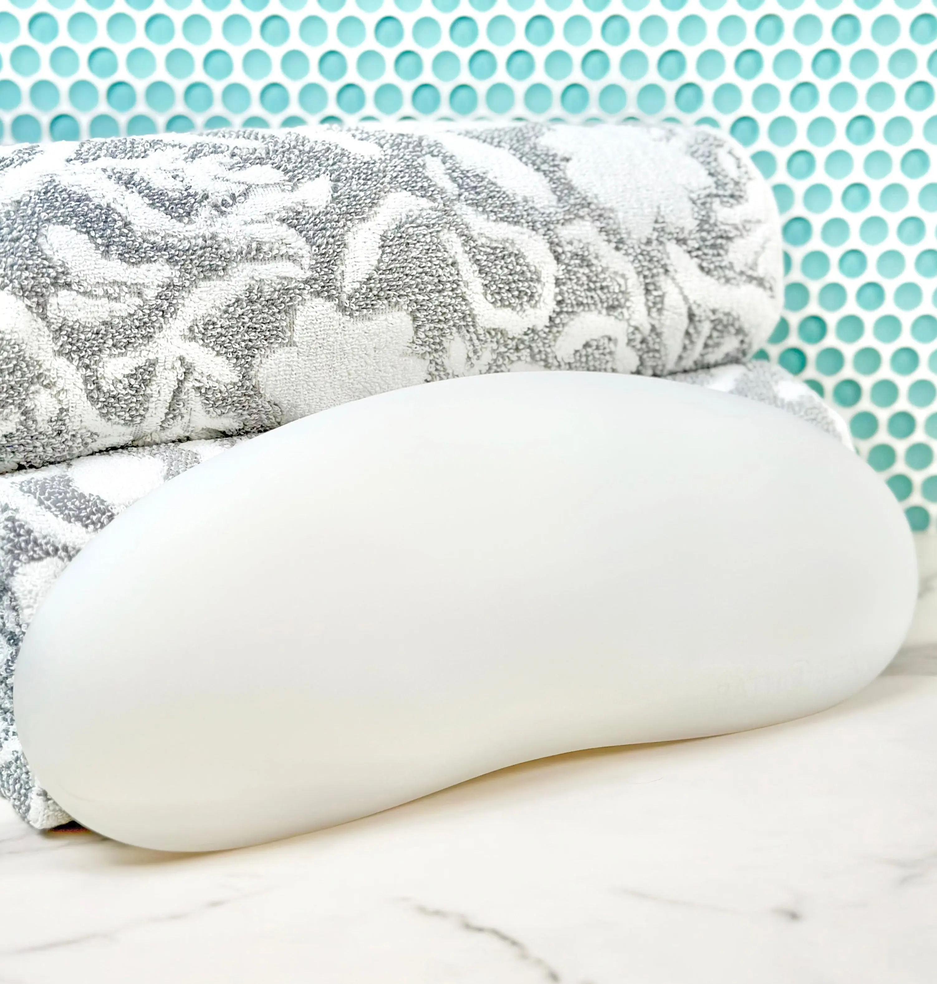 BATH BEAN® Luxury Non-Slip Body Stopper for a Comfortable Soak