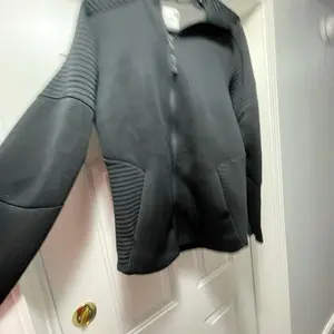 Under Armor Black Jacket. Size M