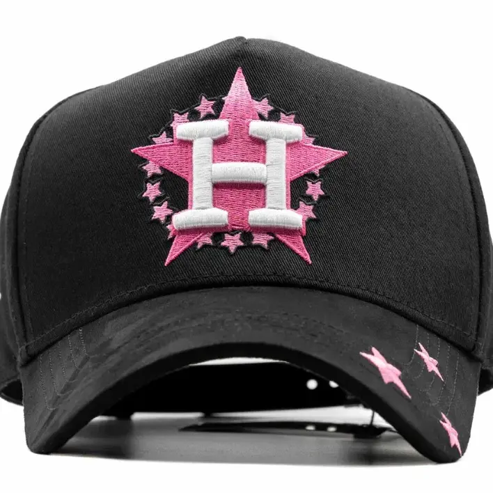 Unisex Dandy Hats x Junior Clave Ali Black Cap – Pink Star & White 'H' Logo, Red Inner Lining, Fashion Street Style Hat, Perfect for Daily Wear & Trendy Outfit Accessories!