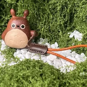 2-inch Sandalwood & White Maple Wood Carvings - Cute Little Totoro & Bear Charms Perfect Gift Choice for Nature Lovers