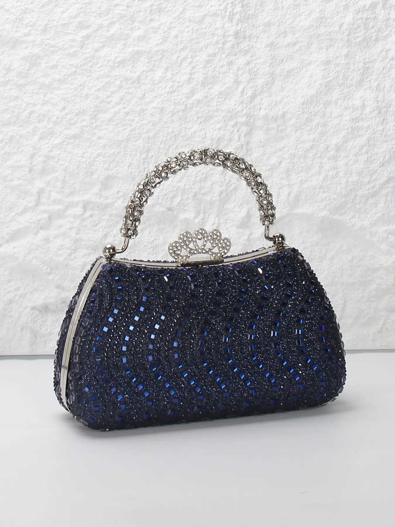 Gorgeous navy blue full of diamonds ladies evening bag  display picture 1