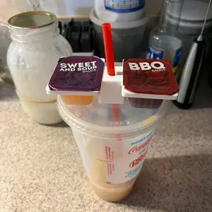 Dipping sauce holder