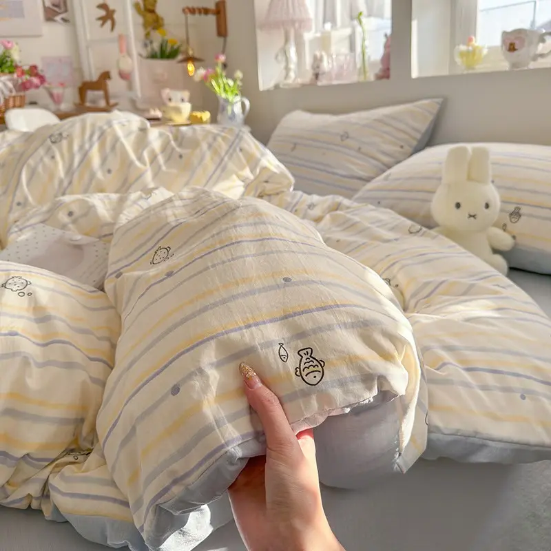 Student Dormitory Three-Piece Set, Home Bedding Four-Piece Set, Fresh Small Floral, Cute Cartoon Kit, Suitable for Bedroom, Guest Room, Soft Washable, Bedding Sets