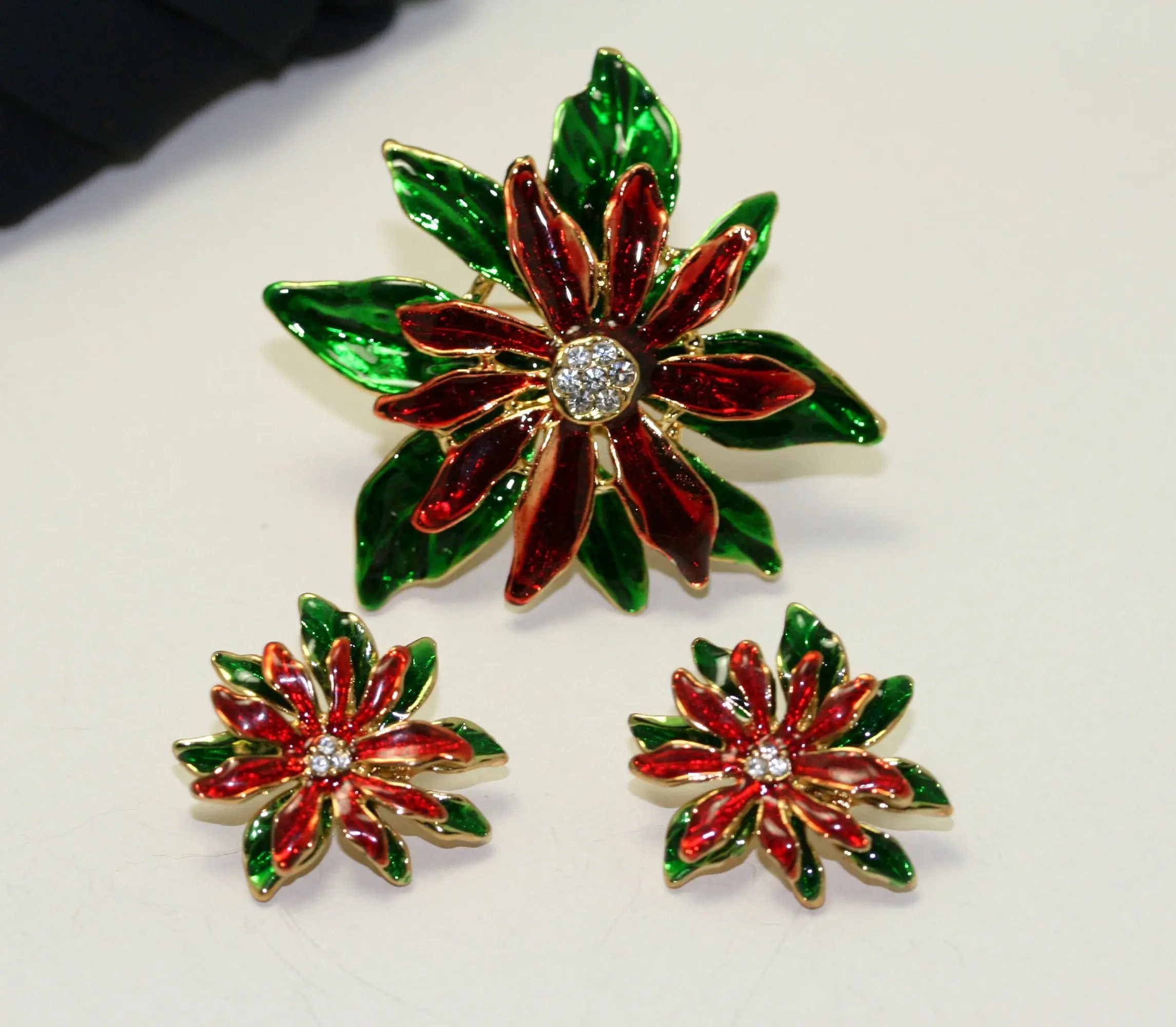 Poinsettia Jewelry Set, Elegant Gold-Tone Pin and Studs with Red Enamel Finish, Holiday Christmas Wear, Earring 1" W x 1" H, Brooch, Set Includes Pins, Metal
