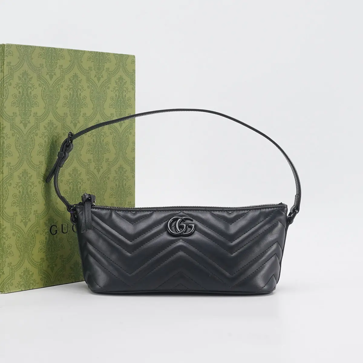 Pre-owned GUCCI cowhide Shoulder Bags GG Marmont Pochette Shoulder Bag Matelasse BGP207376