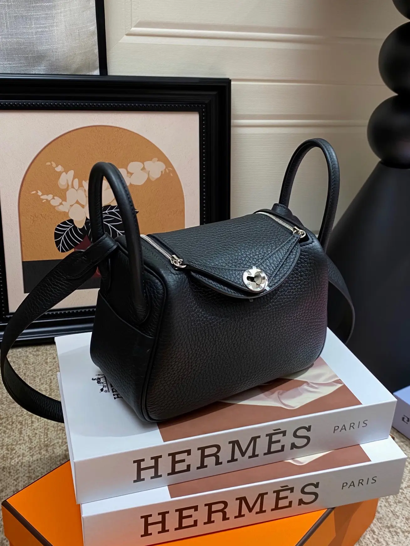 Pre-owned HERMÈS Taurillon Clemence Shoulder Bag Hermes Mini Lindy Noir Silver Clasp 96734043