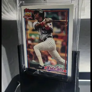 Topps 40thanniversary  baseball cards with stand and magnetic case. Sammy Sosa