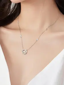 A delicate and exquisite dancing floating zircon necklace, a heartbeat necklace, suitable for women, a wedding or engagement necklace, and a Valentine's Day jewelry gift.