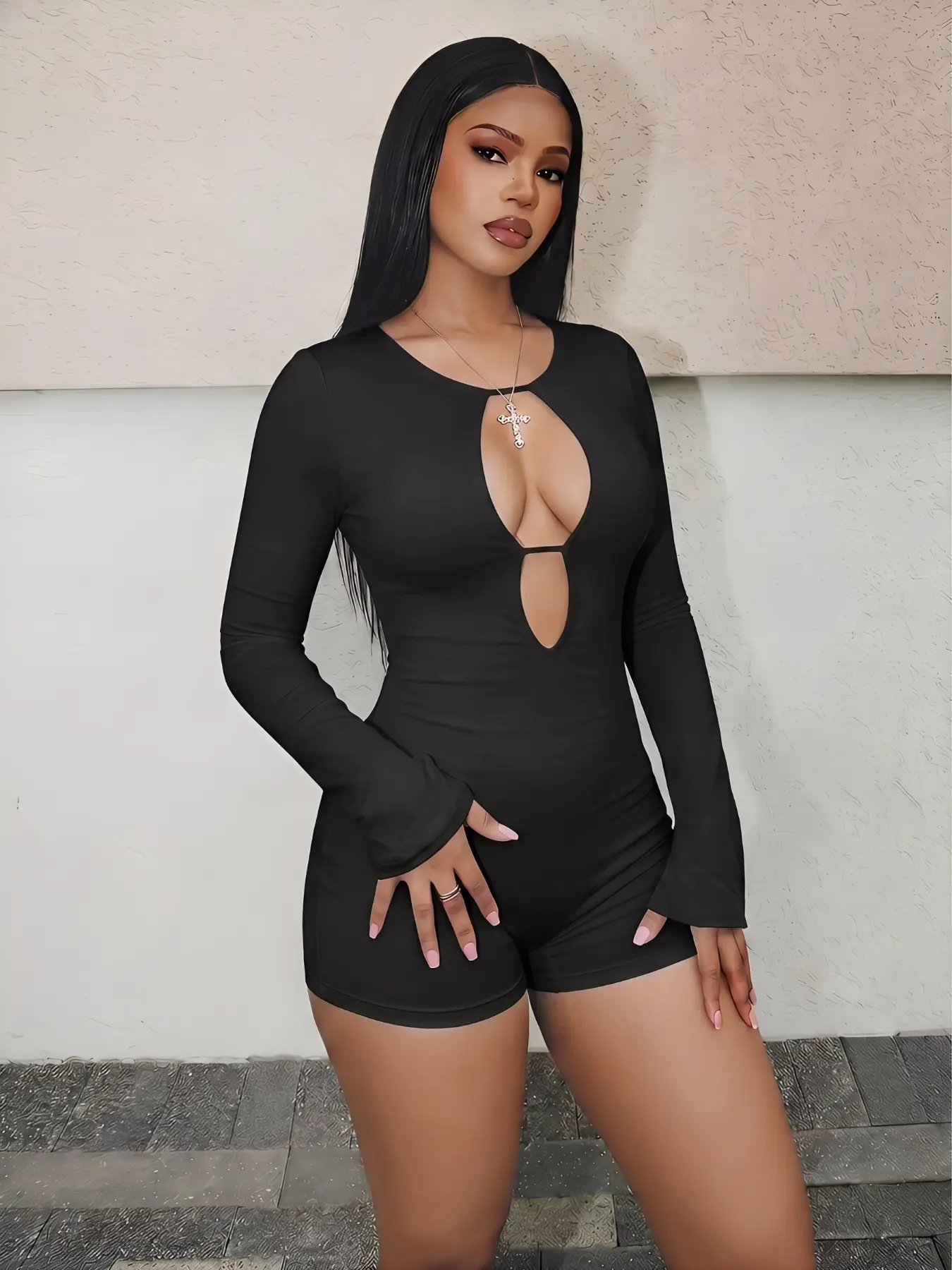 Women's Sexy Fashion White Cut Out Long Sleeve Bodycon Chic Romper 2026 Stretchy Slim Fit Keyhole Neckline Short Jumpsuit Y2K Going Out Party Club Night Out Summer Outfits Viral TikTok Favourite Womenswear Lady Leg Jumpsuit