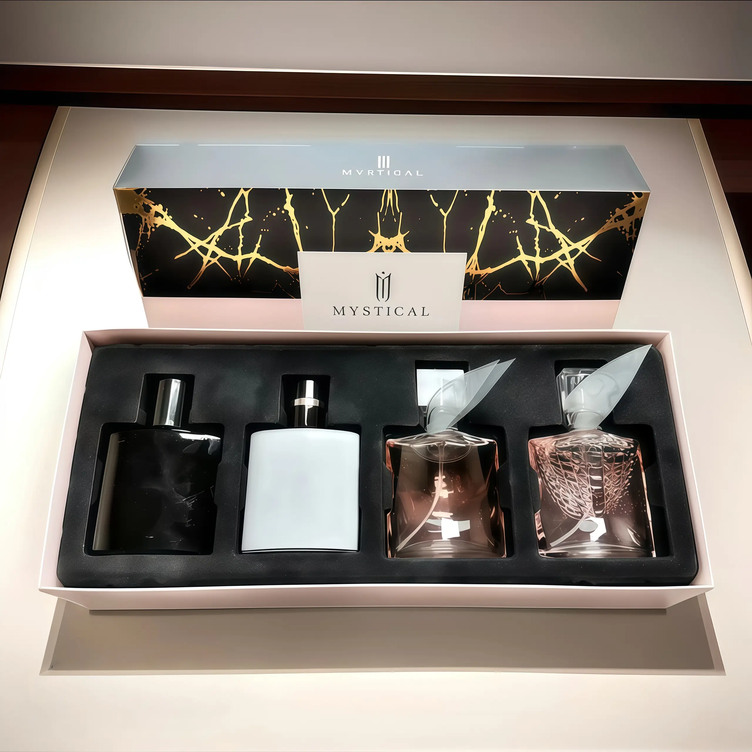 Couple's Perfume Gift Set - 30ml*4 - Includes two men's woody fragrances and two women's floral-fruity fragrances-aventus absolu-glossier perfume-Mini Perfume-long lasting perfume-vanilla perfumes-signature unisex scent-perfect birthday gift luxury musk