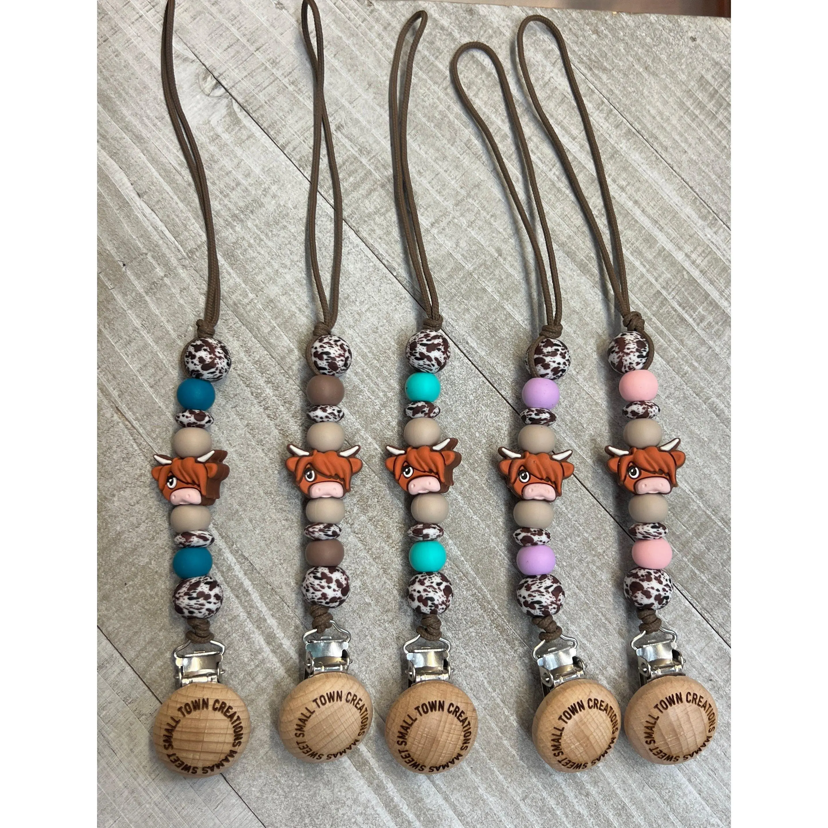 Highland Cow Pacifier Holder