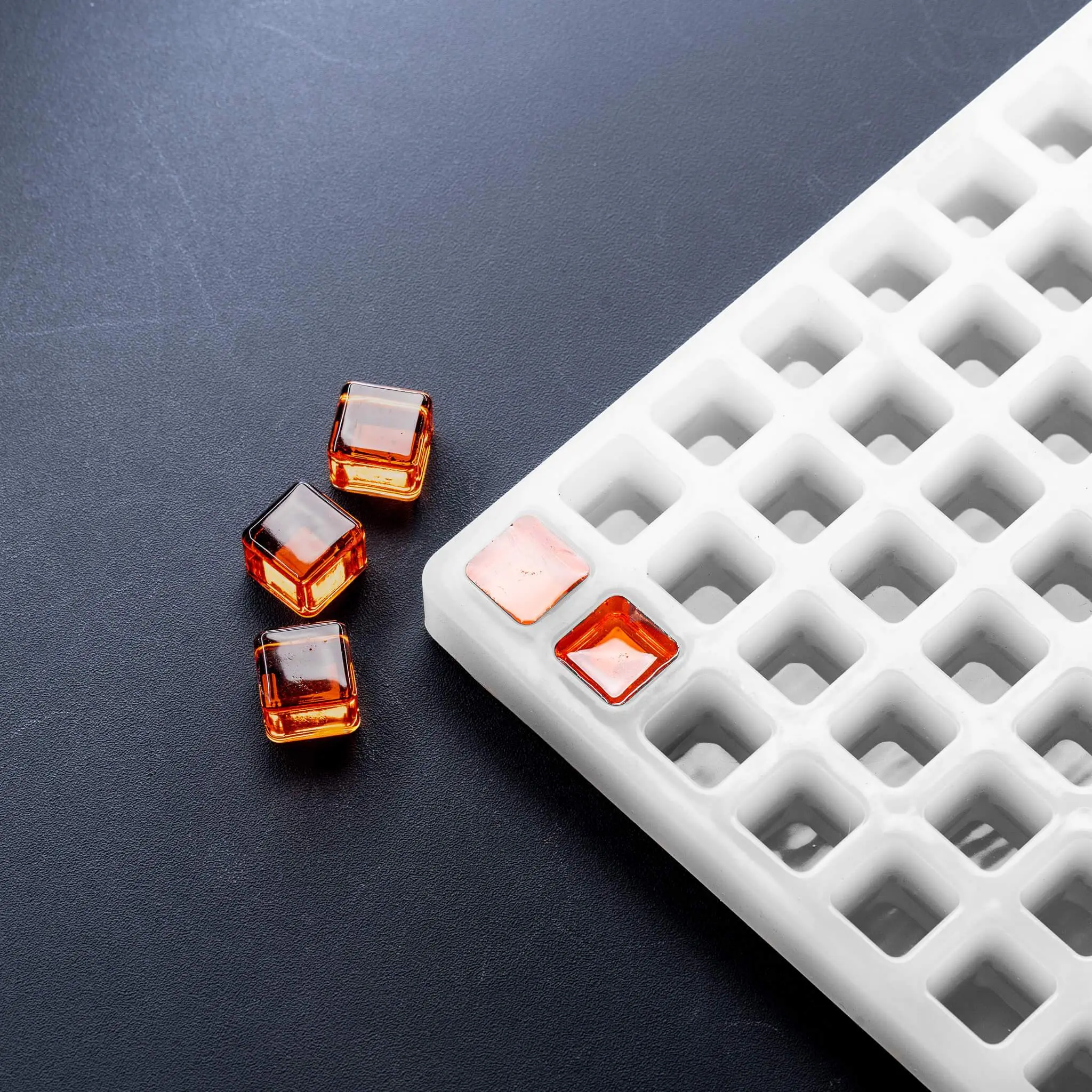 5mL Rounded Cube Candy Depositor Mold - 165 Cavities - 22021