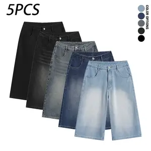Available in 5-pack or multi-pack options. Men’s casual retro denim capris with a washed distressed finish and pocket design. Loose fit that can accommodate a belt; suitable for everyday wear and casual sports.