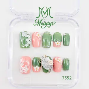 .DP.7552.Green Carved Wearable Nails