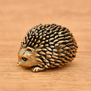 Vintage Brass Hedgehog Figurine for Decorative Vintage Home Decor ThemedRoom Decor, Holiday Decorations for Christmas Halloween Easter Thanksgiving, No Power Required Desktop Craft Statue, Collectible Room Decor, Home Decor Ornaments, Animal Figurines