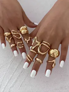 Women's Elegant Hollow Heart Design Ring Set, Fashionable Stacking Rings, Perfect Gift Jewelry, Zinc Alloy, Stackable Rings, All Seasons Wear