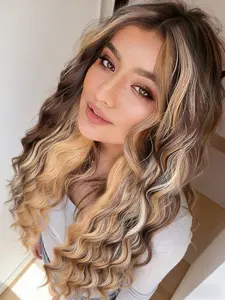 1 piece 28-inch Black, Brown, and White Mixed Color T-Part Lace Front Glueless Synthetic Wig, 13*4*1 lace area, adjustable elastic mesh cap, natural hairline / Women's Gift / New Year's Eve Decoration / New Year's Gift