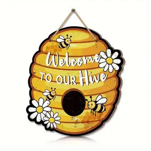 Rustic Bee Theme Welcome Sign, Wood Sign, Charming Summer Door Decor with Honeycomb and Floral Design, Perfect for Farmhouse Porch and Outdoor Space