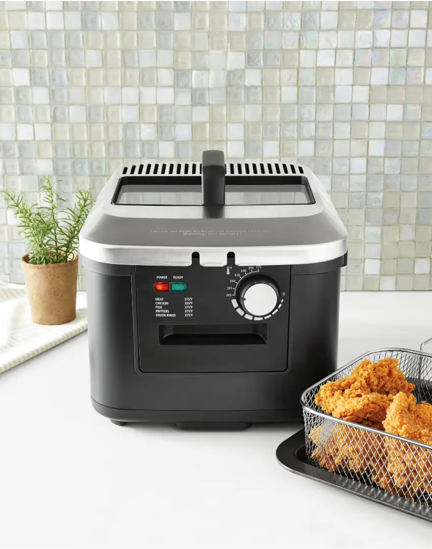 4-Liter Matte Black Electric Deep Fryer with Adjustable Temperature Control