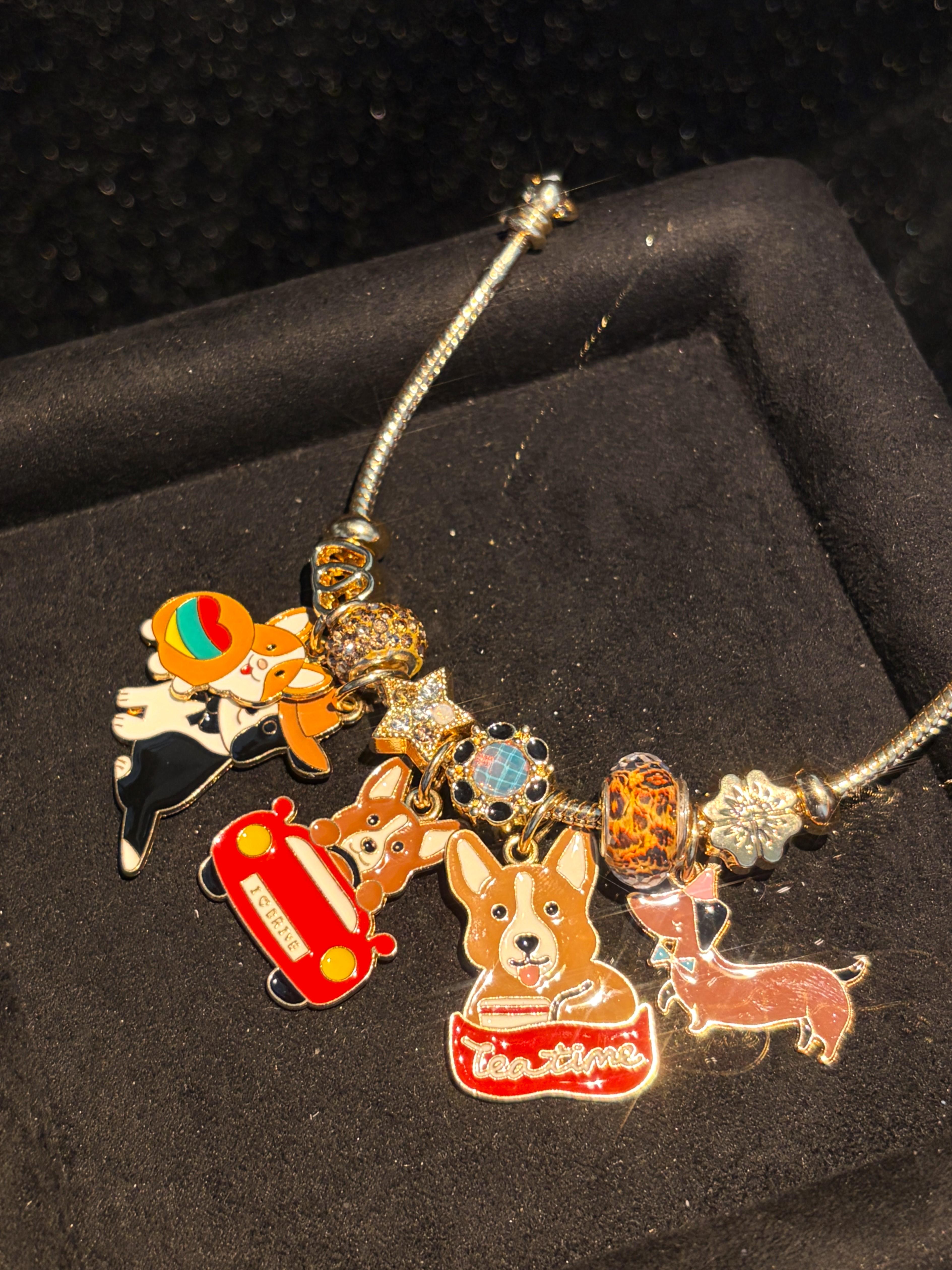 Cute Dog Puppy Enamel Dangle Charms Gold Tone Charm Bracelet, Fun Animal Beaded Jewelry Gift for Women Cute Dog Puppy Enamel Dangle Charms Gold Tone Charm Bracelet, Fun Animal Beaded Jewelry Gift for Women