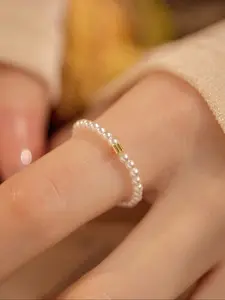 925 Sterling Silver Pearl Ring - Elegant & Romantic, Exquisite & Dainty, Fashionable & Versatile. Perfect for Daily Wear, Parties & Banquets. Ideal Jewelry Gift for Ladies & Girls - Great Birthday Present