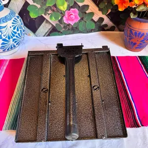 Reinforced Tortilla Press Metallic -11 in Kitchen Tool for Tortilla Making with Unique Design and Functionality Home Appliances