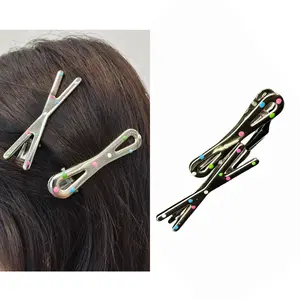 Sharp hair collection : Vibrant Pink Hair Clip – Simple, Youthful Design for a Trendy Pop of Color