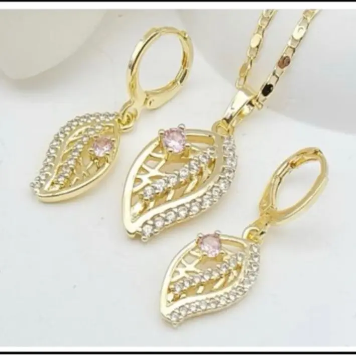 Set chapado 18k cadena +pendientes de buena kalidad