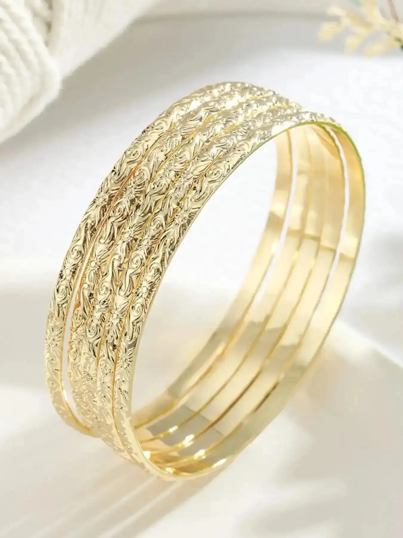 Copper 2026 New Model 5pcs Hawaiian Vine Carved Bangles, 14k Plated, Floral Pattern, Casual Style, Exquisite Bracelet, Perfect Mother's Day Valentine's Gift Unique For Elegant Chic Adjustable Durable Party Daily
