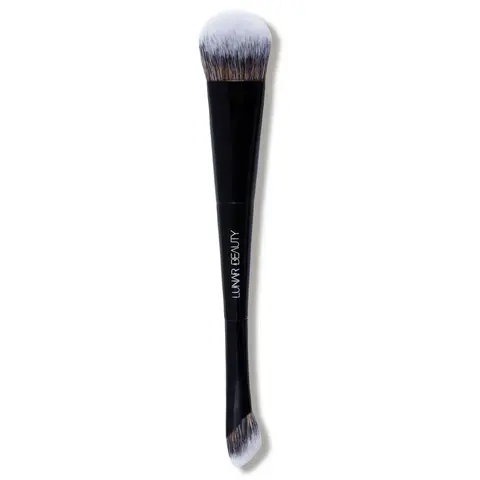Lunar Beauty Dimension Face Brush, Face Makeup Tool with Large Head Covers Cheeks, Tapered Edge for Precise Nose Shaping, Precision Sculpts Stick