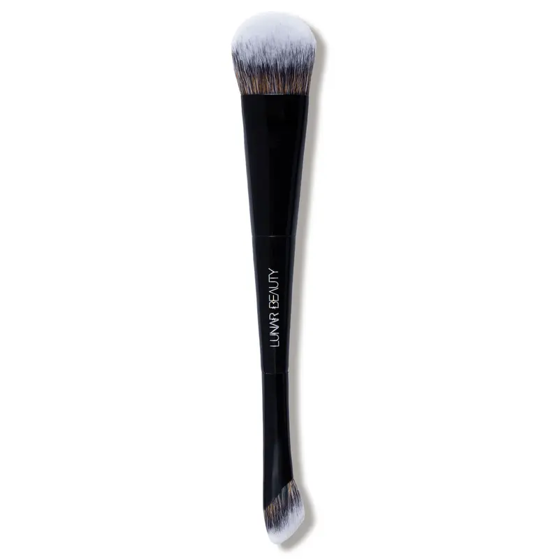Lunar Beauty Dimension Face Brush, Face Makeup Tool with Large Head Covers Cheeks, Tapered Edge for Precise Nose Shaping, Precision Sculpts Stick