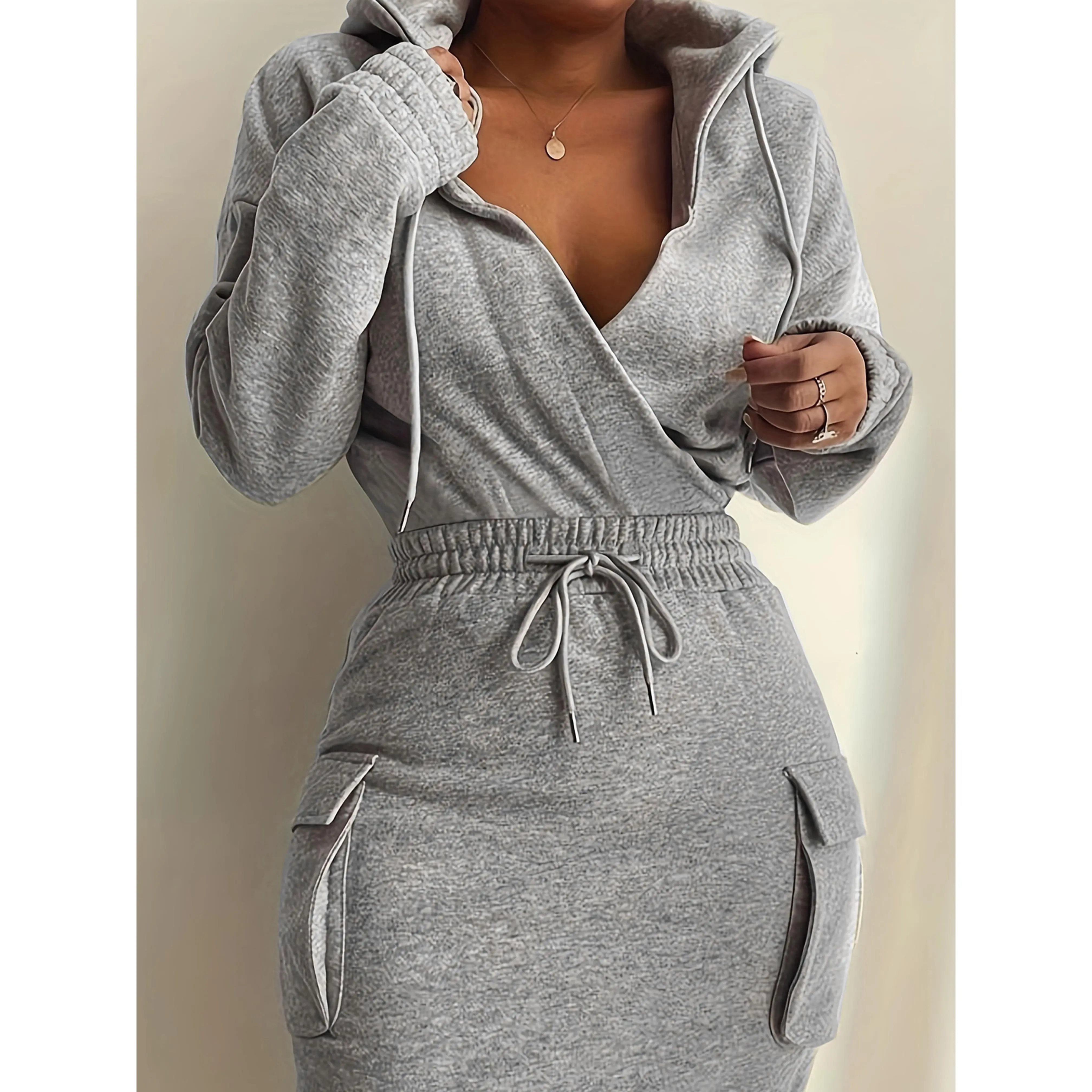 Women's Casual Fitted Hooded Sweatshirt Dress - Solid Color, Long Sleeve, Polyester Knit Fabric, Pockets, All-Season, Basic Style Fashion, Casual Basic Fashion, 100% Polyester, Adult, All Seasons, Machine Washable, Plain, Year-Round Wear, Longsleeves, Sol