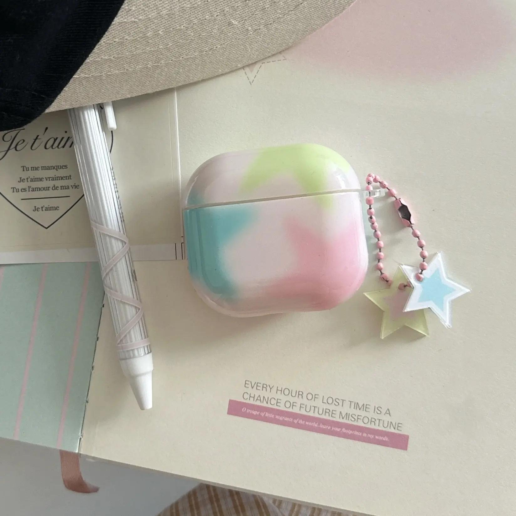 Fashionable Cute Women's Earphone Case, Simple Design Compatible with Apple AirPods Pro 2/AirPods Pro/AirPods 4/AirPods 3/AirPods 2
