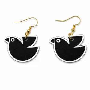 Wing Pop Bird Earrings - Design with Gold Hooks for Stylish Accessory