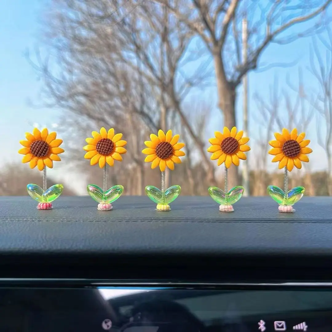 Sunflower Car Dashboard Ornament Set, Creative Shaking Head Interior Decor, Vivid Floral Auto Accessory, Stylish Adornment for Vehicle Center Console And Daily Automotive Gift Selection,summervibes