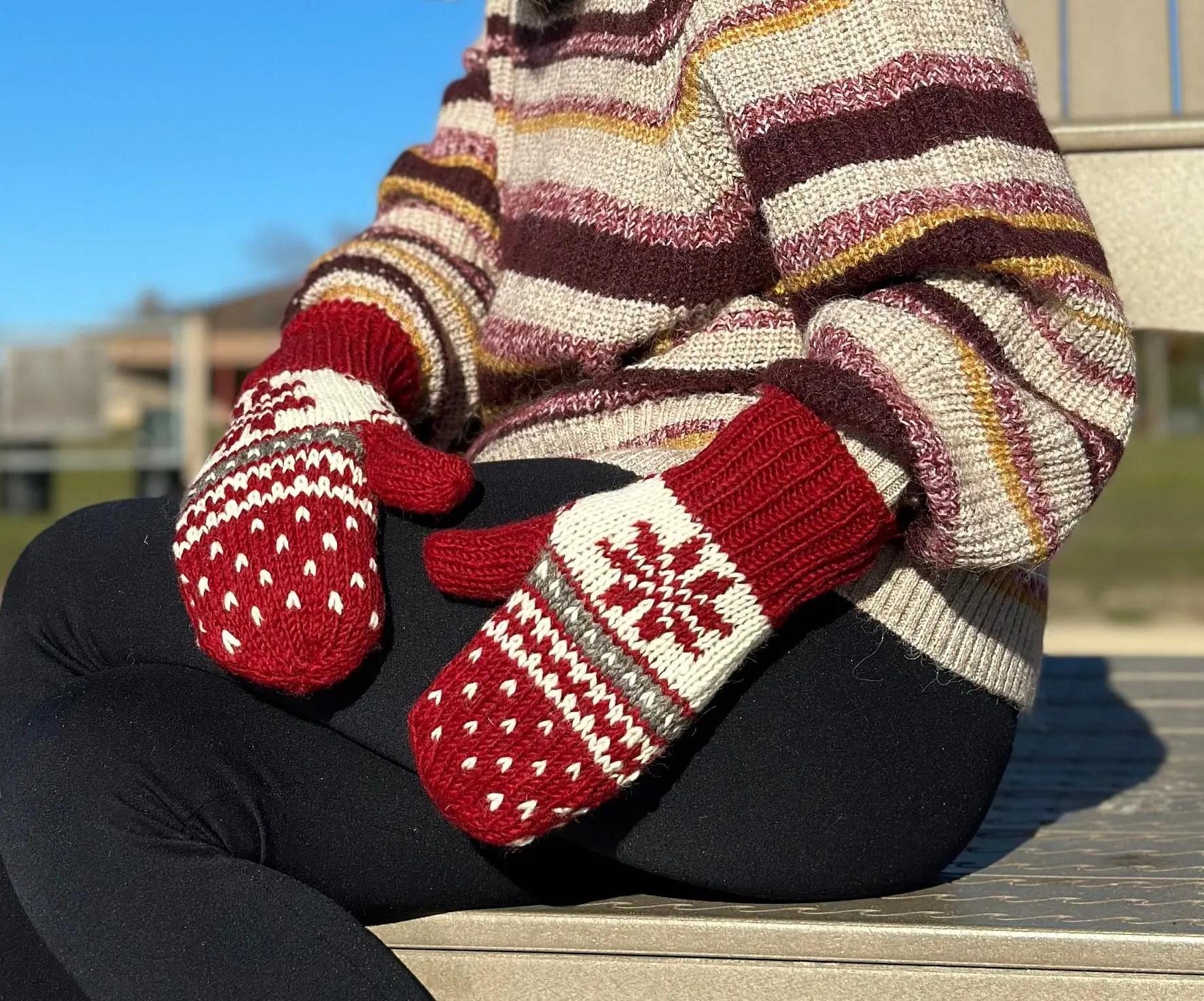 sherpa wool hand knitted mitten, fleece lining, warm wool mitten, handmade in Nepal, 100% wool mitten.