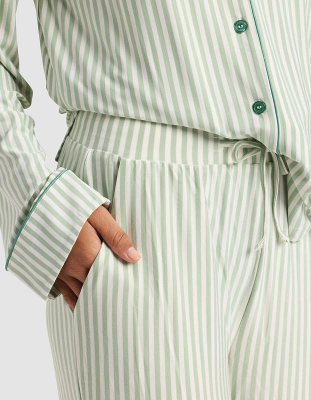 Women's Bamboo Stretch-Knit Long Sleeve Pajama Set - Market Stripe in Divi Green