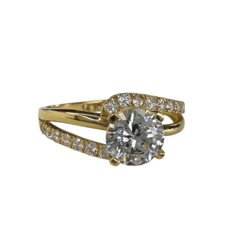 Women's 14KT Gold Engagement Ring, Elegant Solitaire with a Classic Crown Setting and Round Cubic Zirconia, Female, Sz 7.5, Solitaire Design, Round Cz, Comfortable Fit, Crown Jewelry, Solitaire Setting