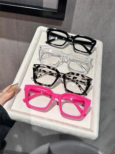 women's fashionable leopard pattern eyeglasses, gifts for wife, trendy casual black eyeglasses for everyday use, fashion accessories for outdoor activities