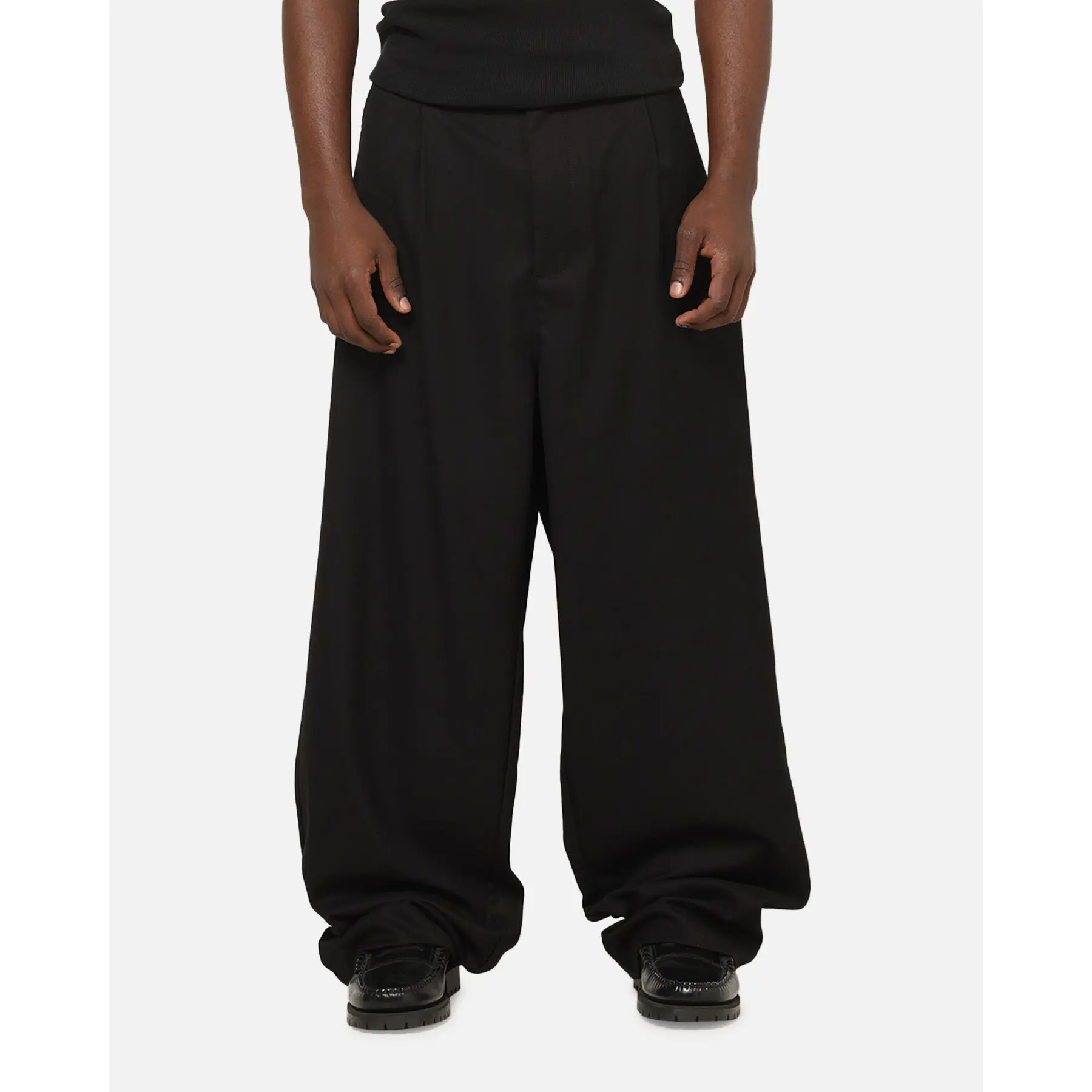 Carre Heritage Pleated Pants Black
