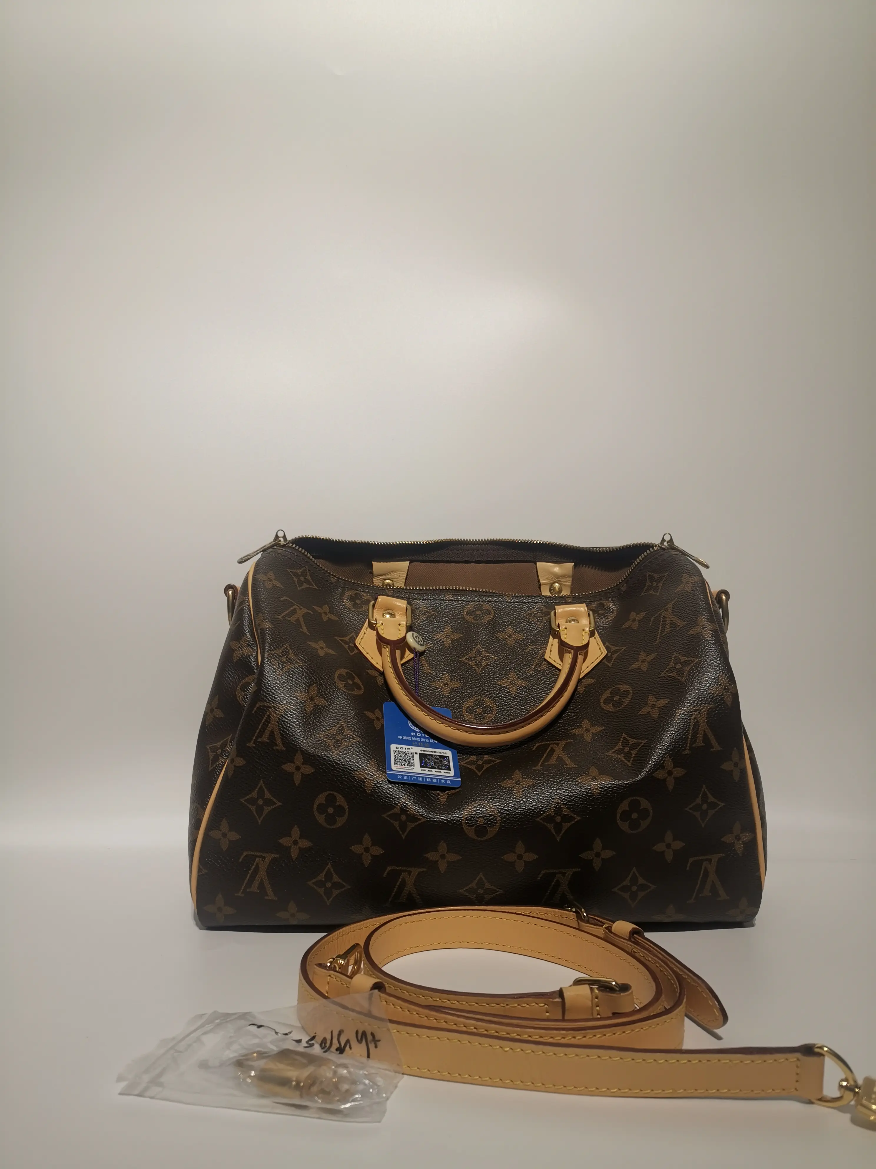 Pre-owned Louis Vuitton Speedy Bandoulière 30 Monogram Top Handle Crossbody Bag