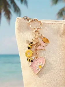 Enamel Bee & Heart Charm Keychain With bee, butterfly, sunflower & daisy heart pendants. Fits car keys, handbags & backpacks. Cute summer accessory, ideal gift for women.