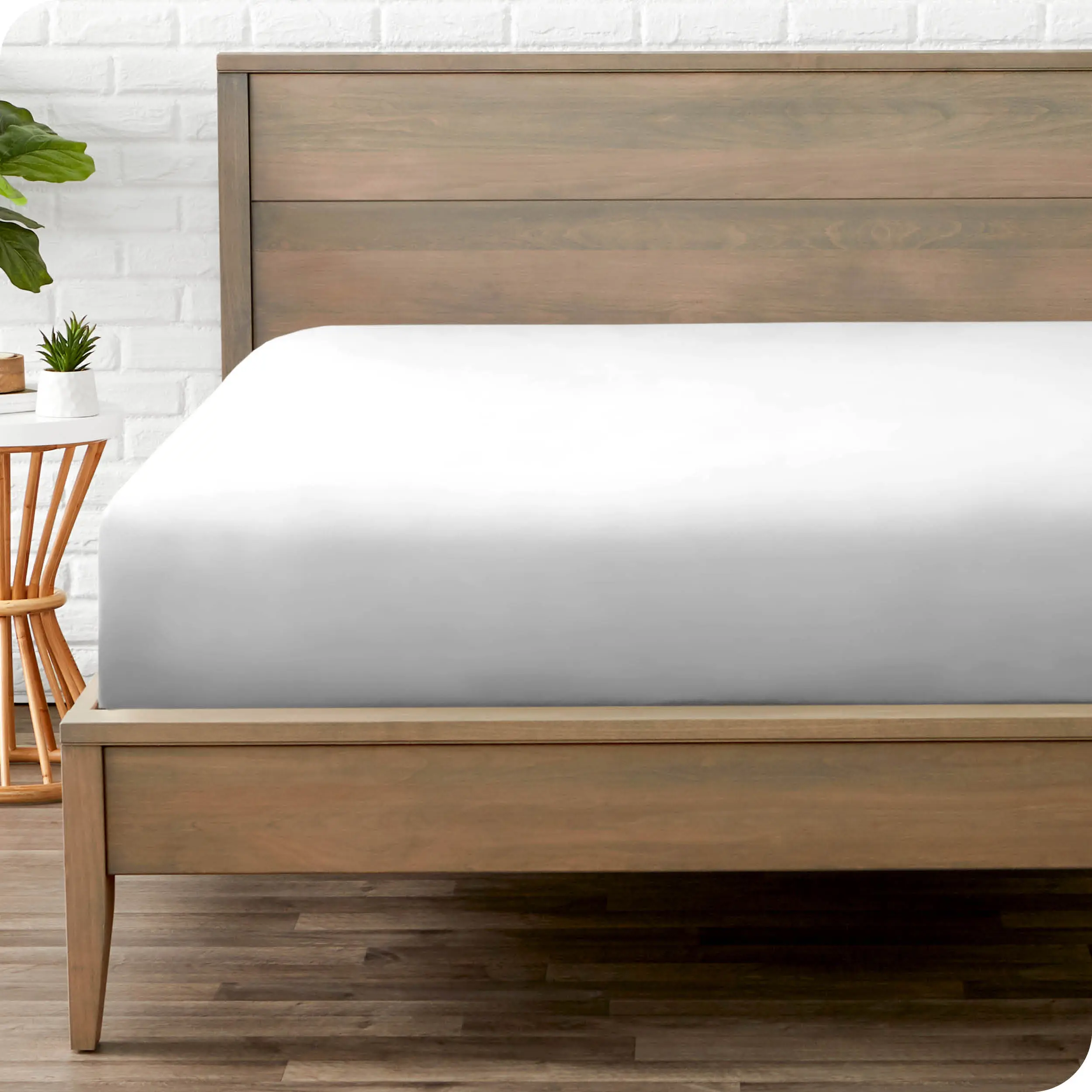 Bare Home Ultra-Soft Fitted Mattress Sheet - Breathable Durable Microfiber Bed Linens, Dries Quickly Breathable Bedding